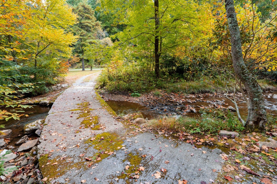 Photo #3: 860 Flat Ridge Road