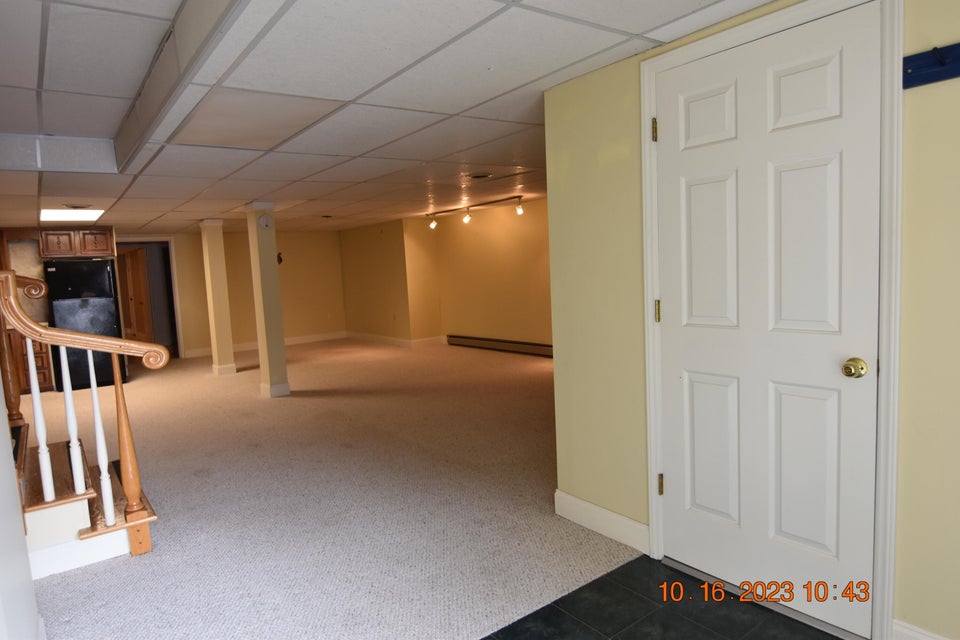 Photo #42: 908 Colfax Avenue