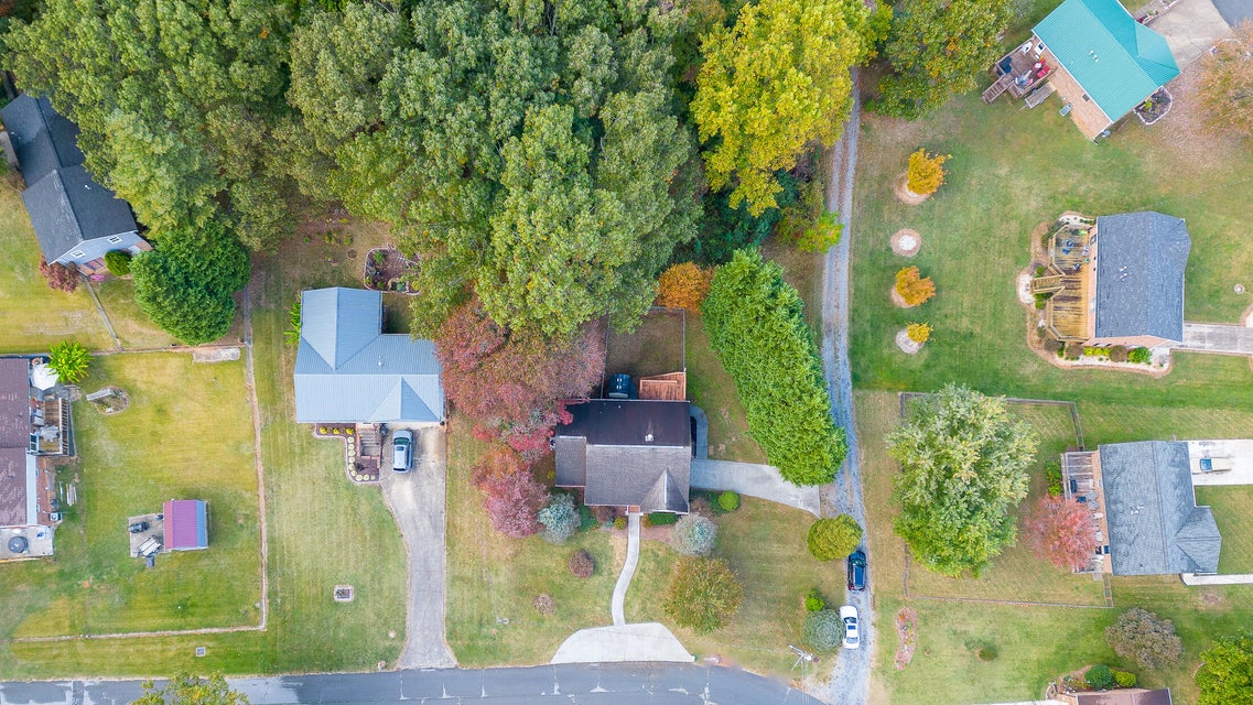 Photo #3: 923 Phyllis Street