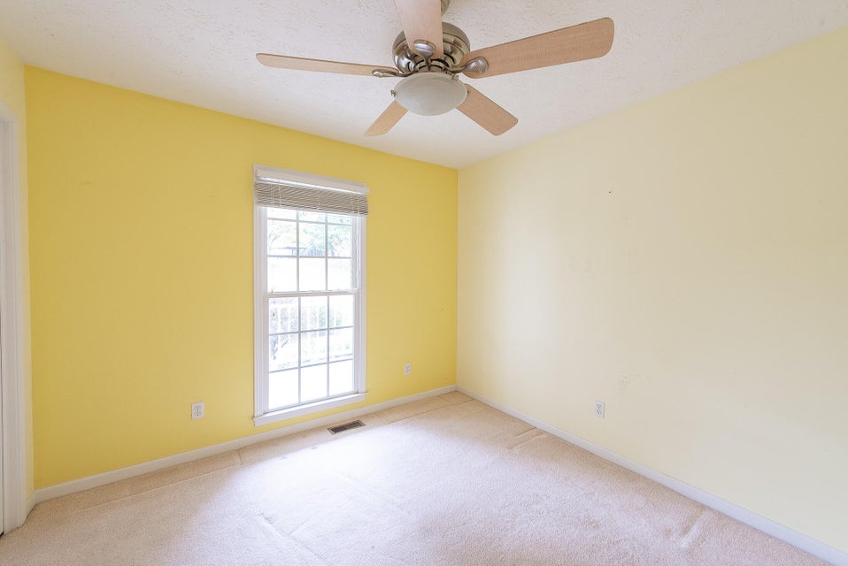Photo #37: 923 Phyllis Street