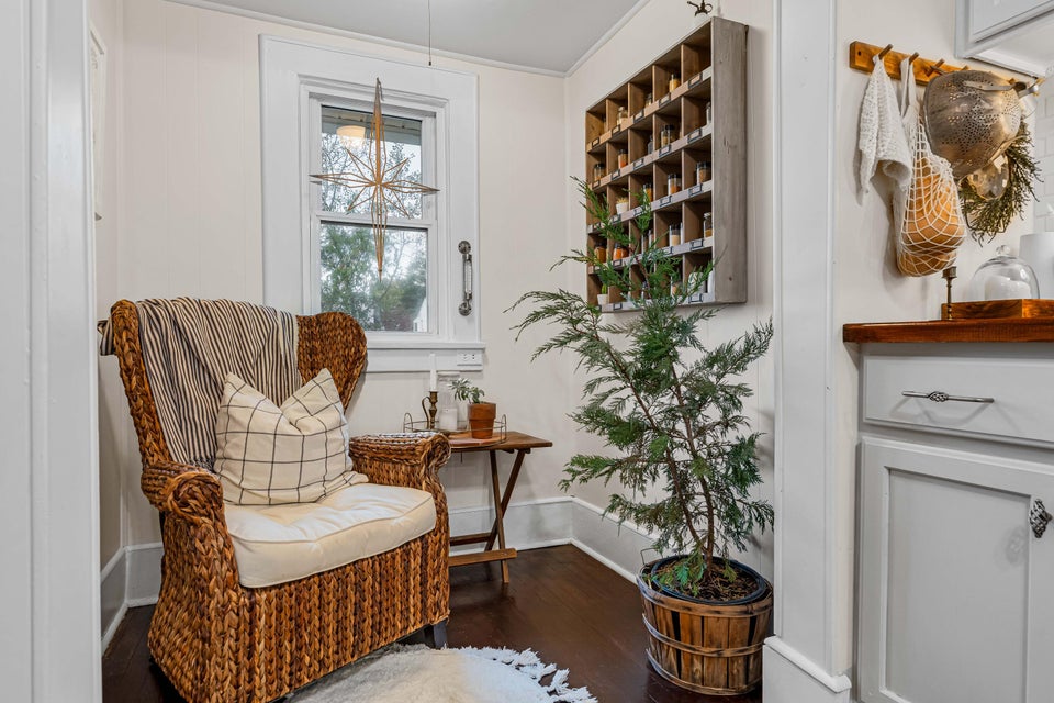 Photo #28: 1112 Maryland Avenue
