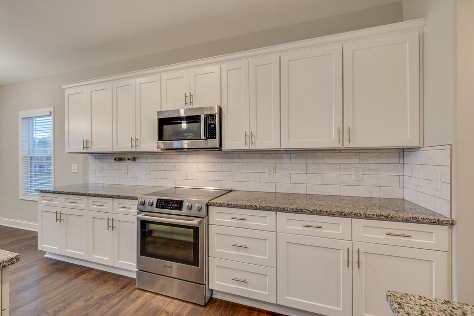 Photo #15: 3320 Murrayfield Way