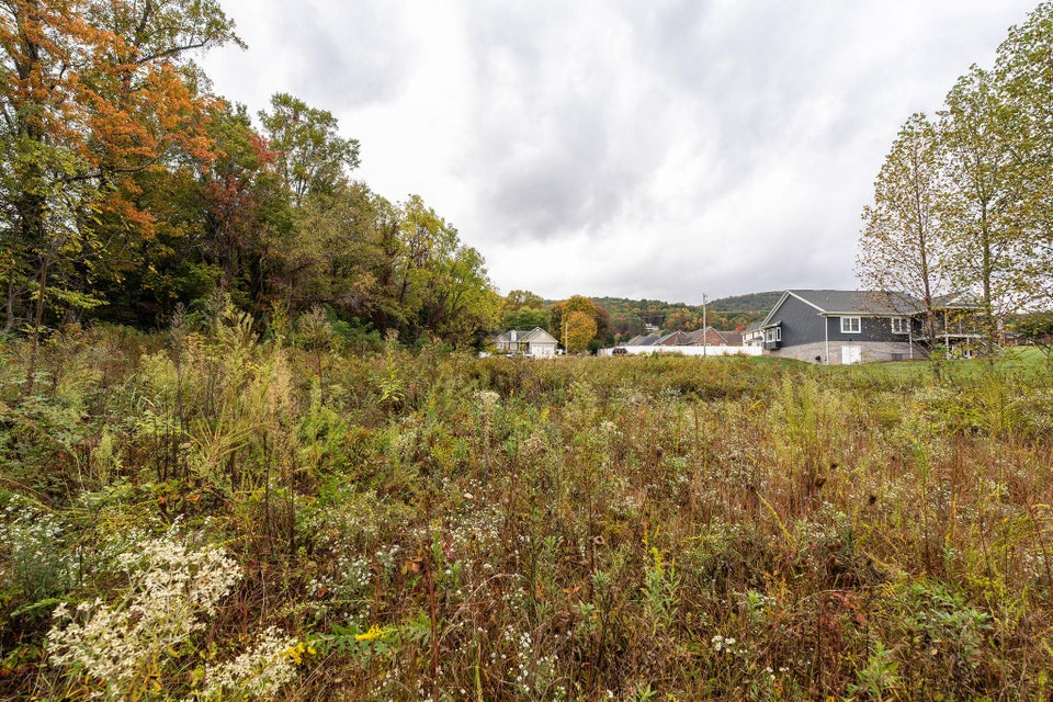 Photo #10: 442 Airport Road