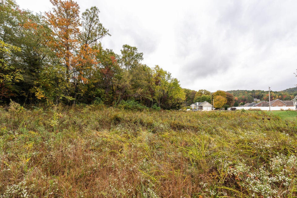 Photo #11: 442 Airport Road
