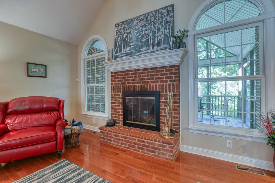 Photo #20: 107 Oakmont Lane