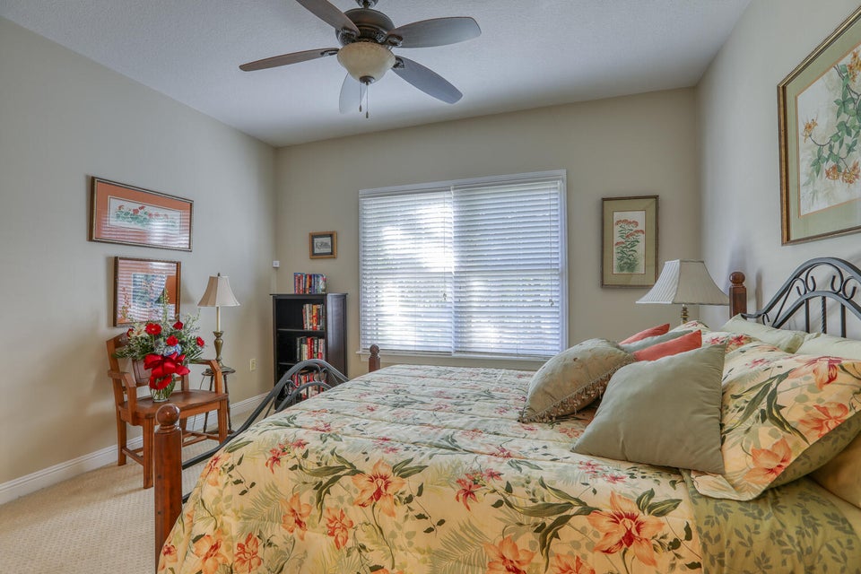 Photo #37: 107 Oakmont Lane