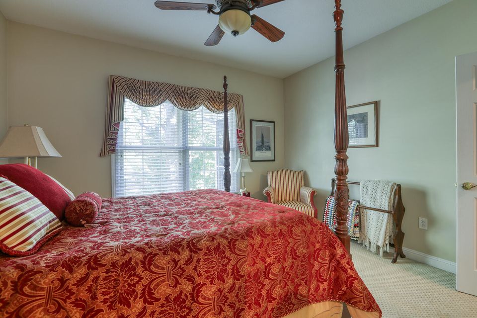 Photo #39: 107 Oakmont Lane