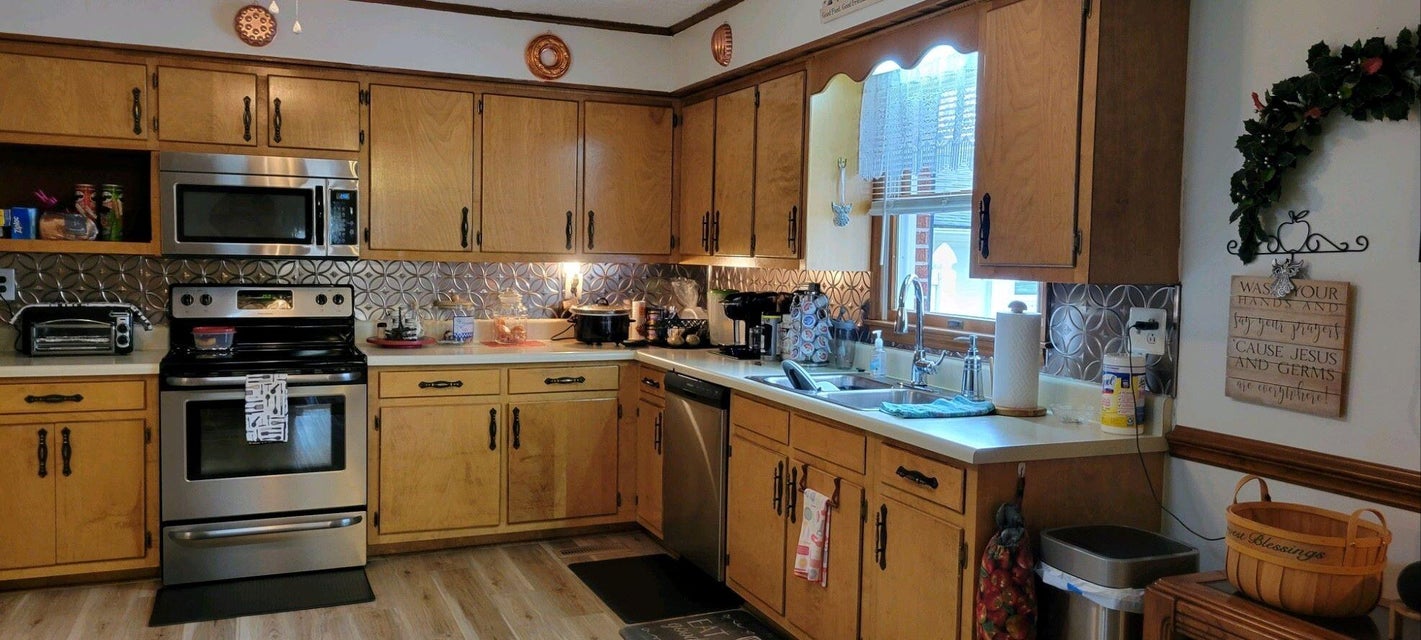 Photo #7: 135 Spring Street