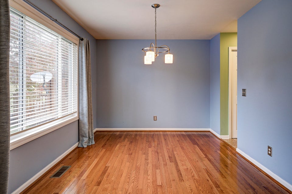 Photo #7: 117 Robinson Walk
