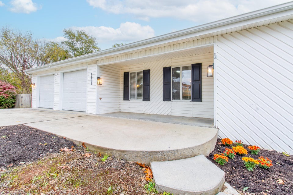 Photo #2: 1154 Panorama Drive