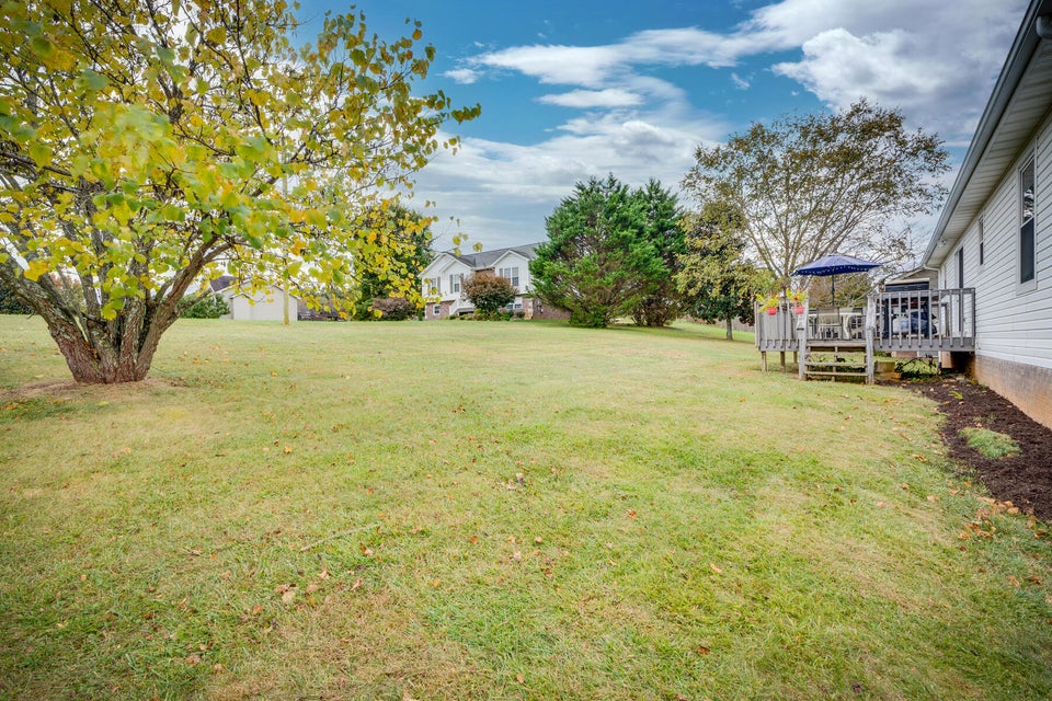 Photo #24: 102 Meadow View Farms Drive