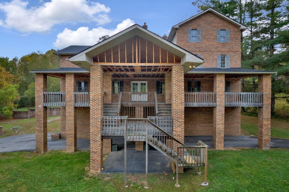Photo #2: 120 Brookfield Drive
