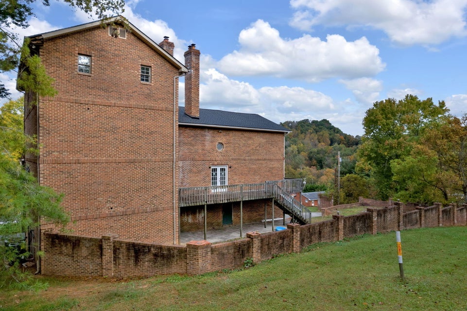 Photo #41: 120 Brookfield Drive