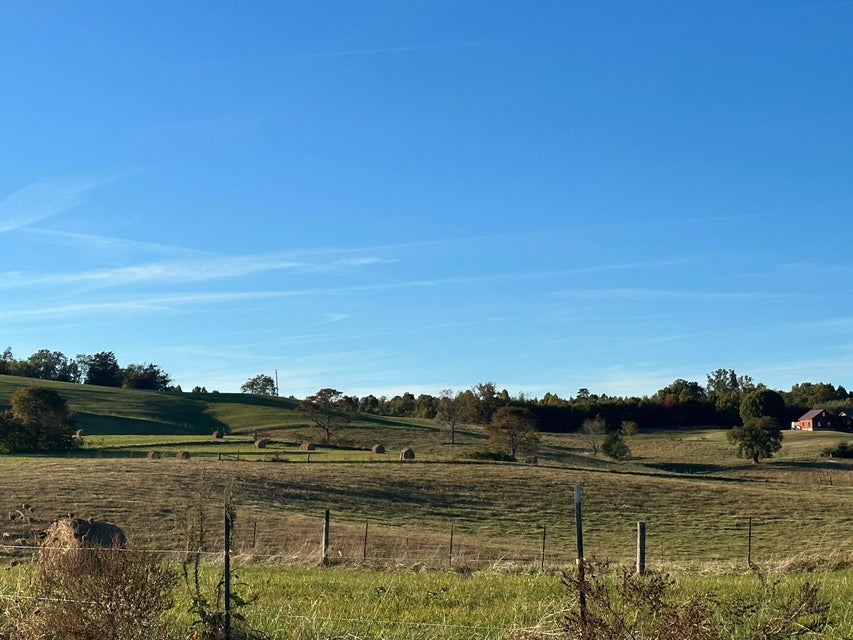 Photo #46: 1687 Scott Farm Road