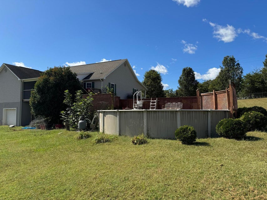 Photo #10: 895 Gibson Road