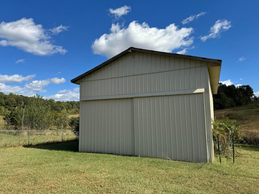 Photo #15: 895 Gibson Road