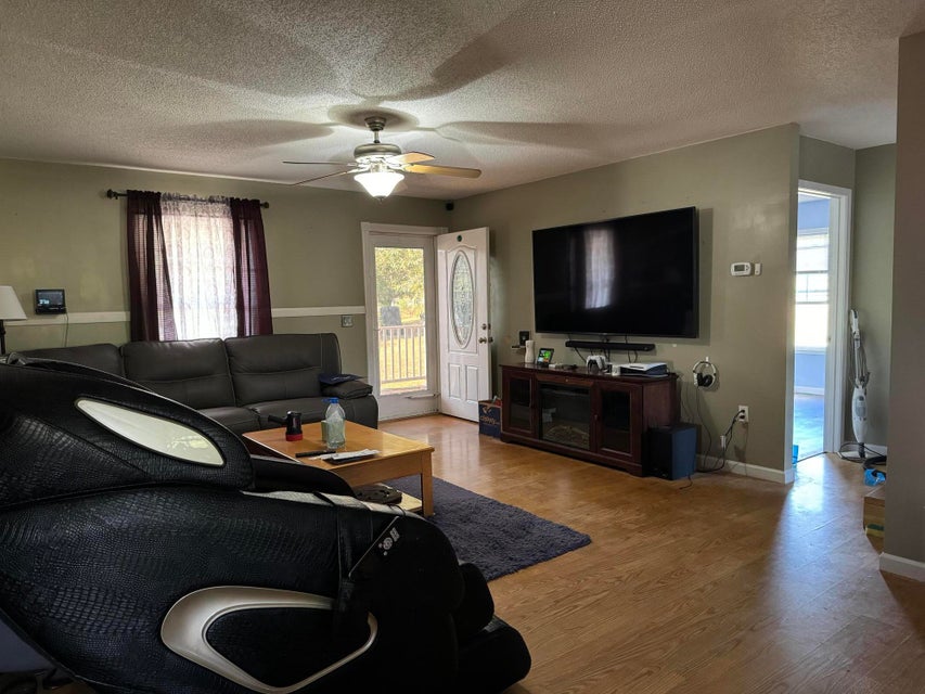 Photo #23: 895 Gibson Road