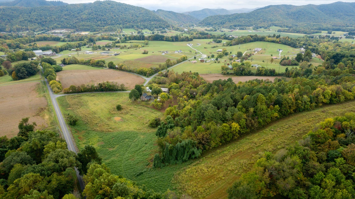 Photo #74: 401 Arrowood Road