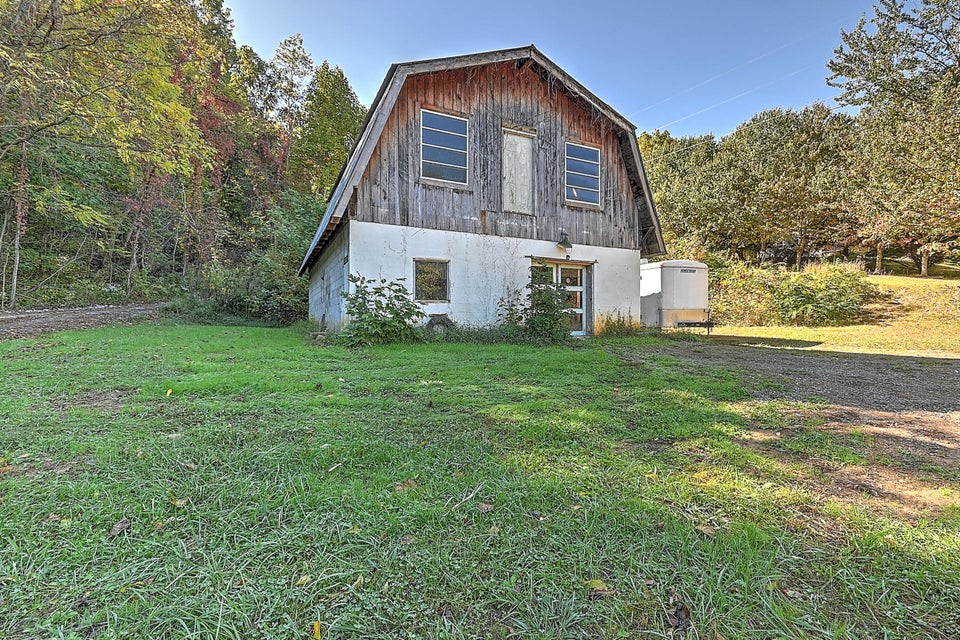 Photo #39: 420 Bearfield Road