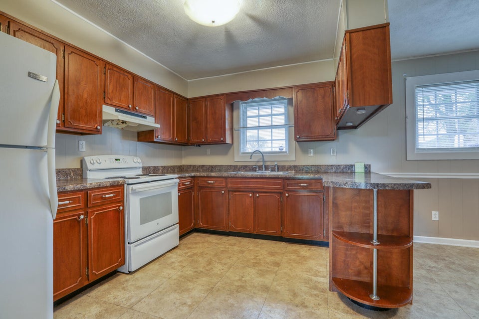 Photo #20: 154 Lena Drive