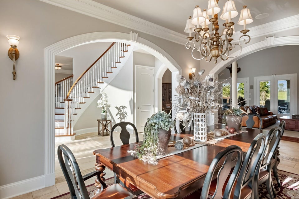 Photo #6: 5325 Reserve Boulevard