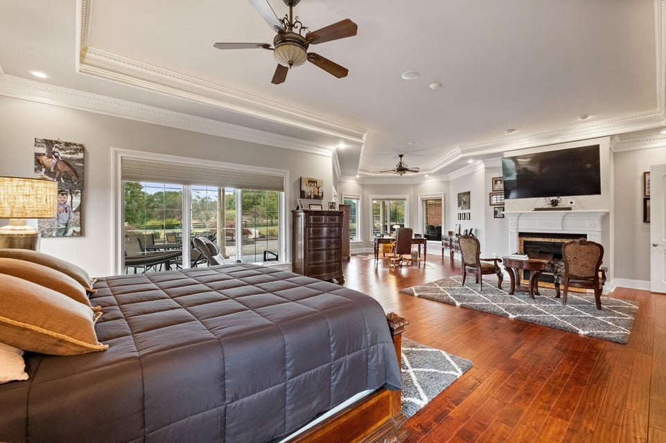 Photo #26: 5325 Reserve Boulevard