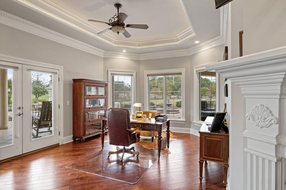 Photo #28: 5325 Reserve Boulevard