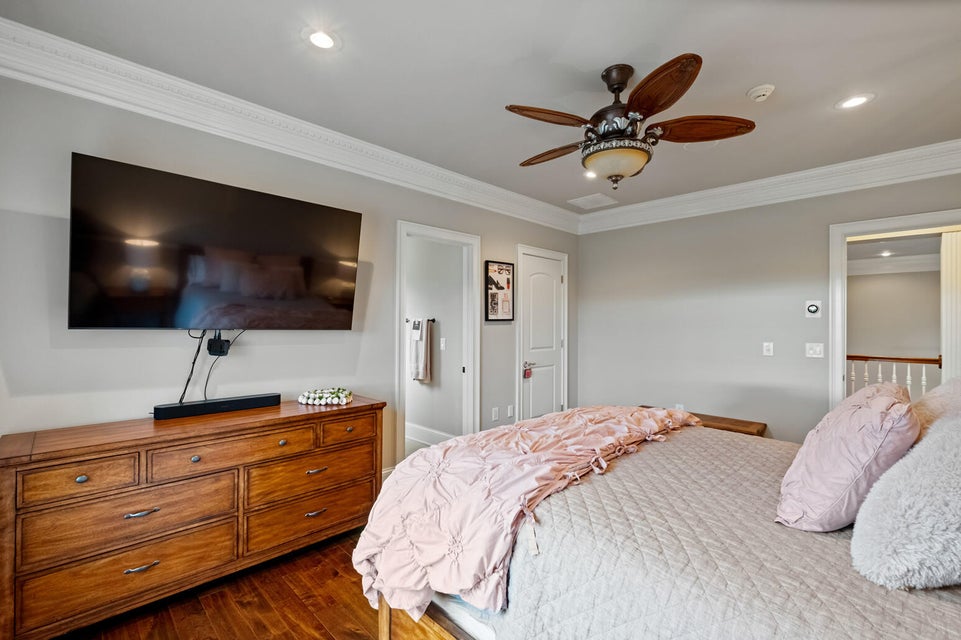 Photo #62: 5325 Reserve Boulevard