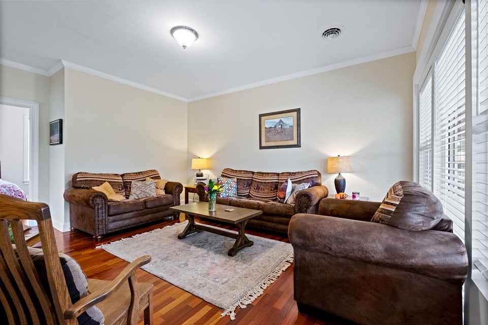 Photo #82: 5325 Reserve Boulevard