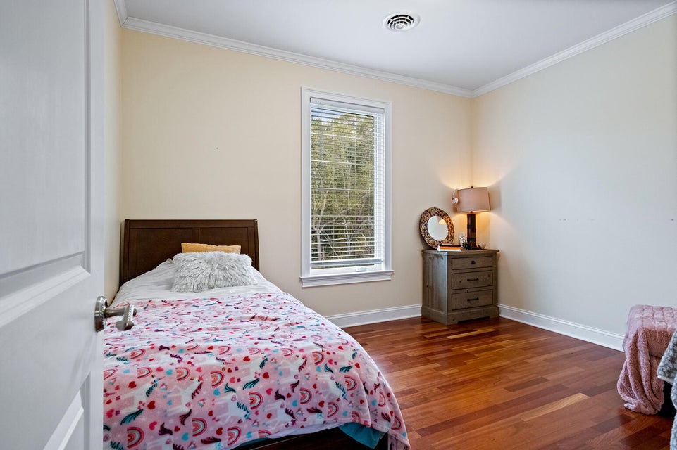 Photo #85: 5325 Reserve Boulevard