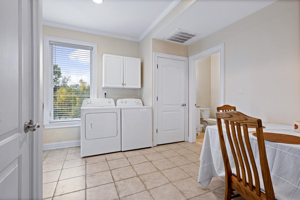 Photo #86: 5325 Reserve Boulevard
