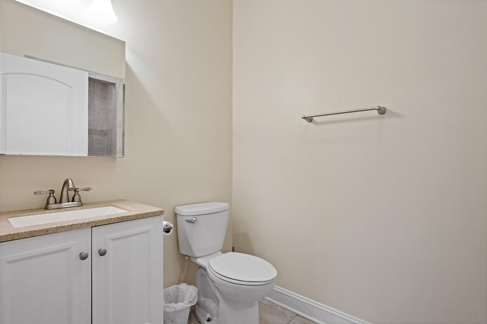 Photo #90: 5325 Reserve Boulevard