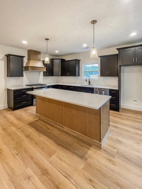 Photo #16: 704 Gardenia Drive Drive
