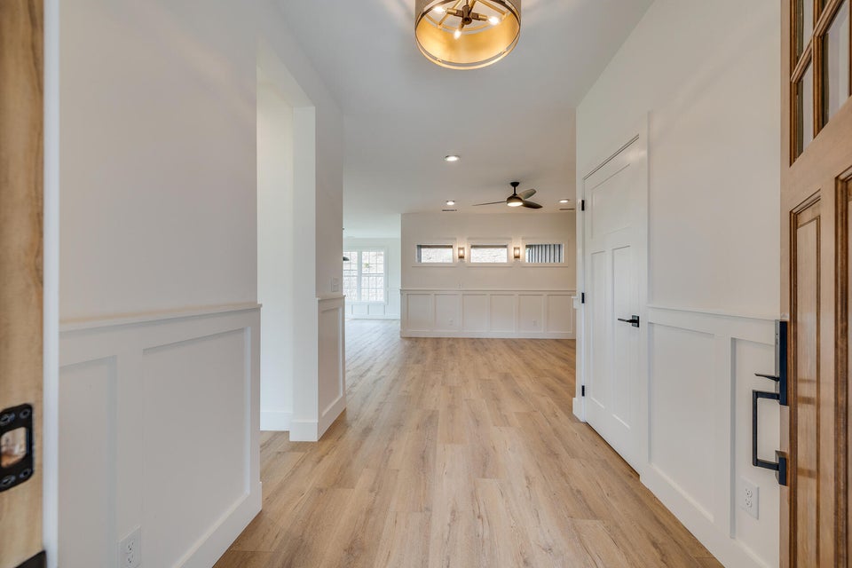 Photo #5: 704 Gardenia Drive Drive