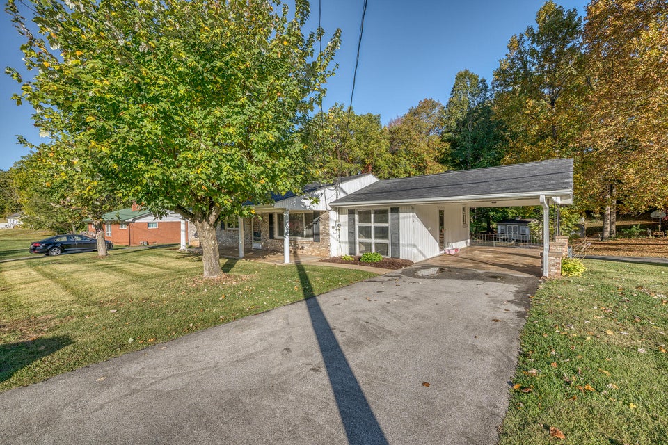 Photo #3: 419 Mohawk Drive