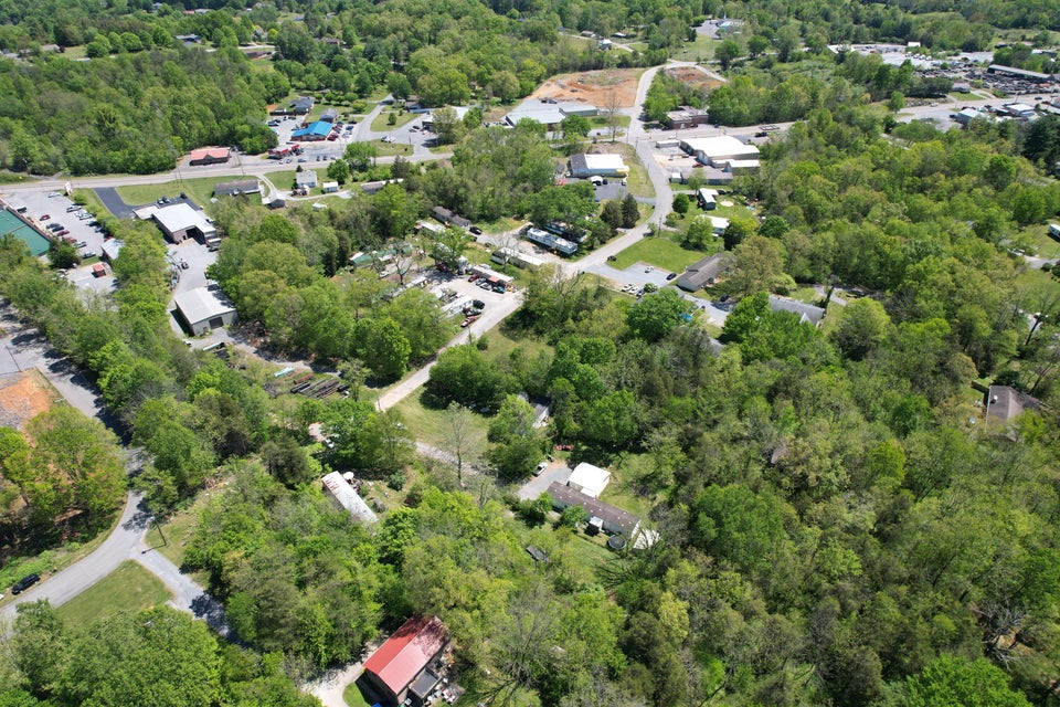 Photo #6: 165 Brookfield Lane