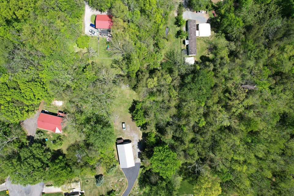 Photo #13: 165 Brookfield Lane