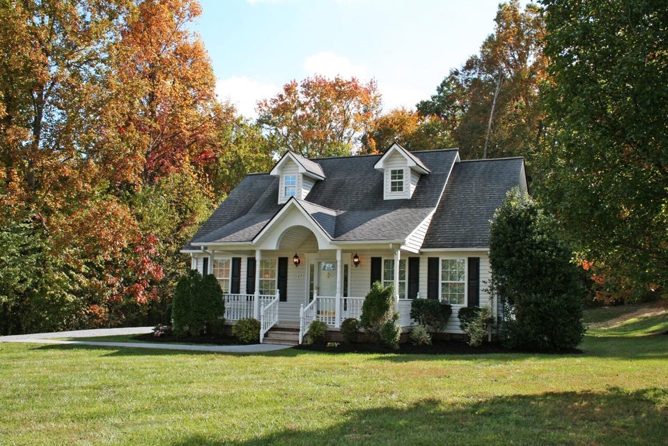 Photo #5: 127 Ivy Lane
