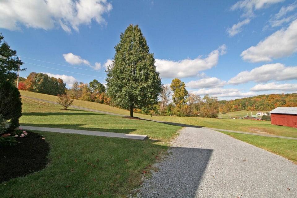 Photo #52: 127 Ivy Lane