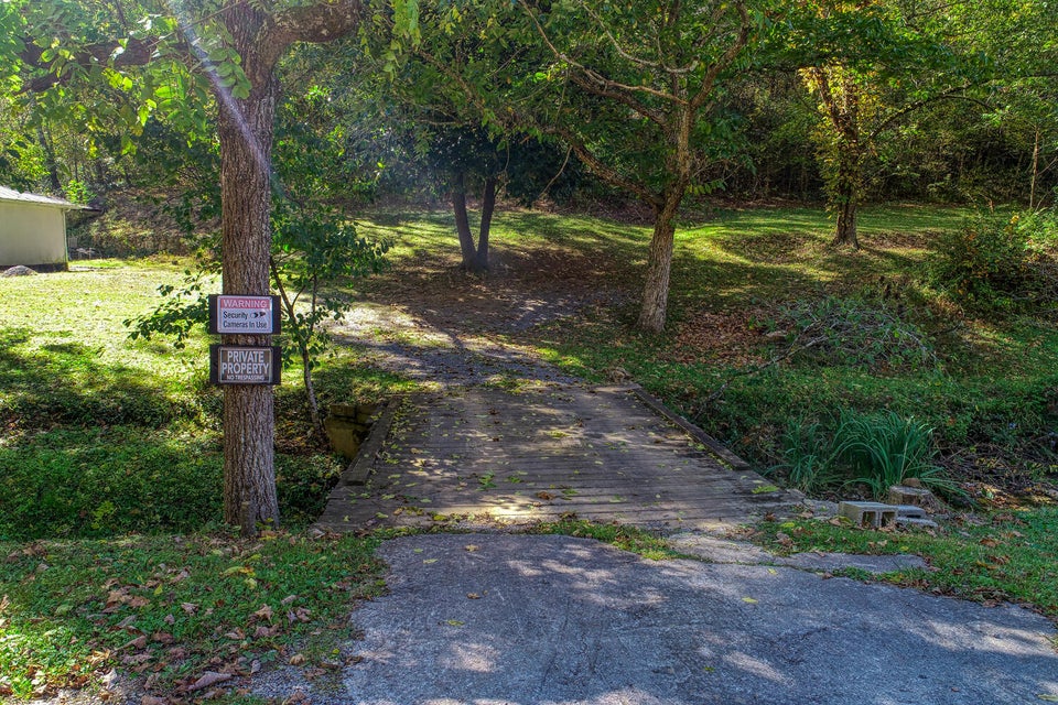 Photo #20: 651 N Highway 340