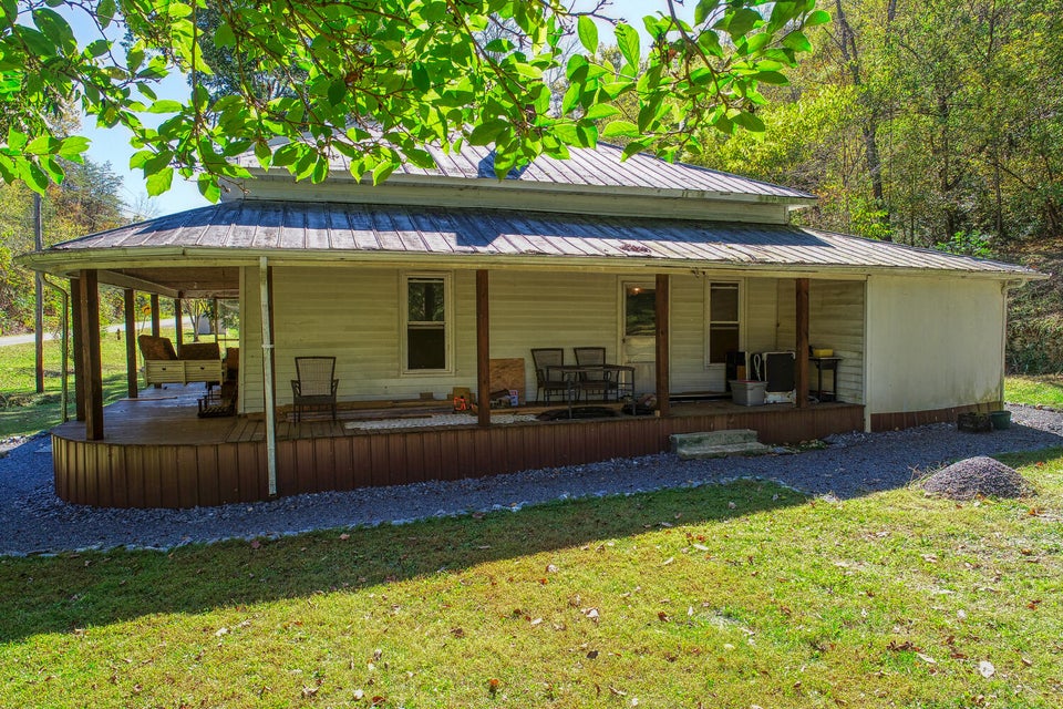 Photo #4: 651 N Highway 340