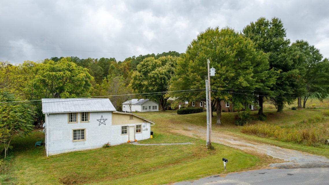 Photo #79: 401 Arrowood Road