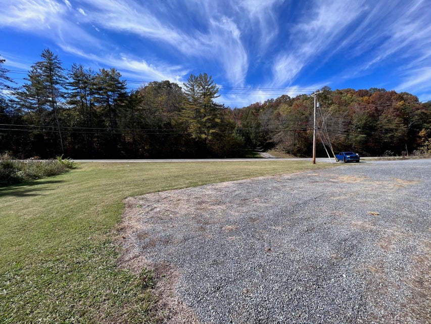 Photo #13: 2550 Hwy 66s