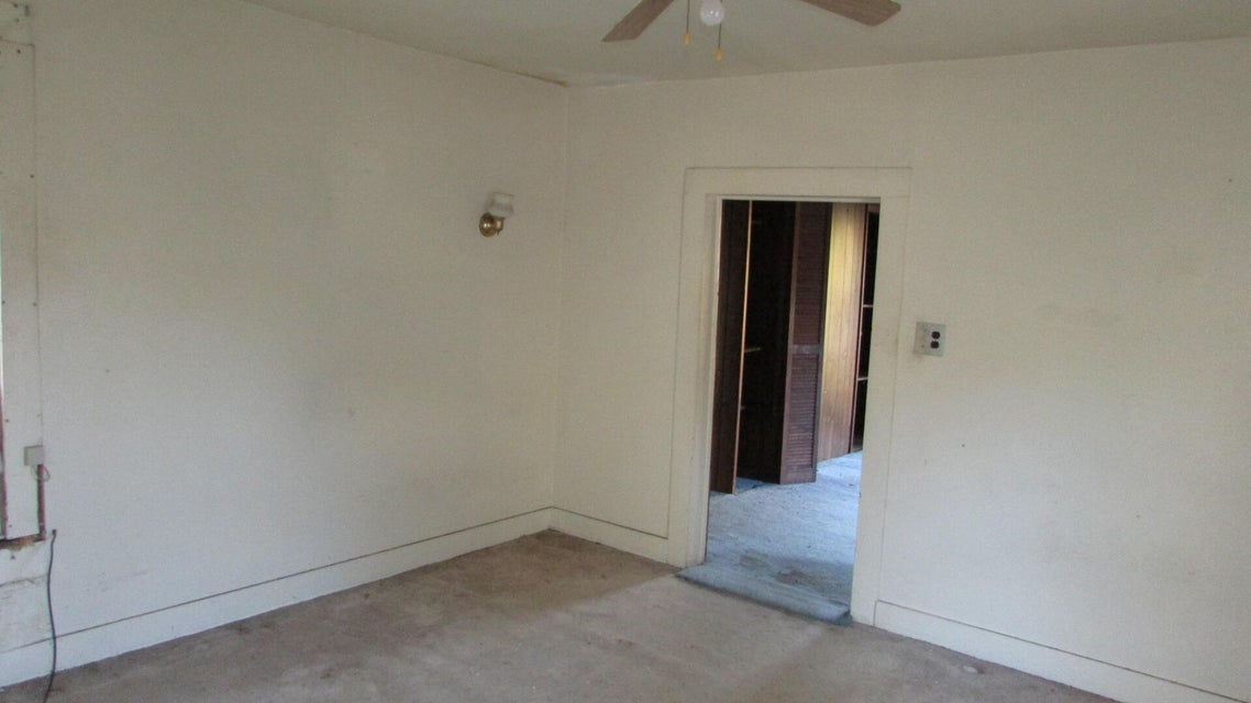 Photo #37: 2149 Chinquapin Grove Road