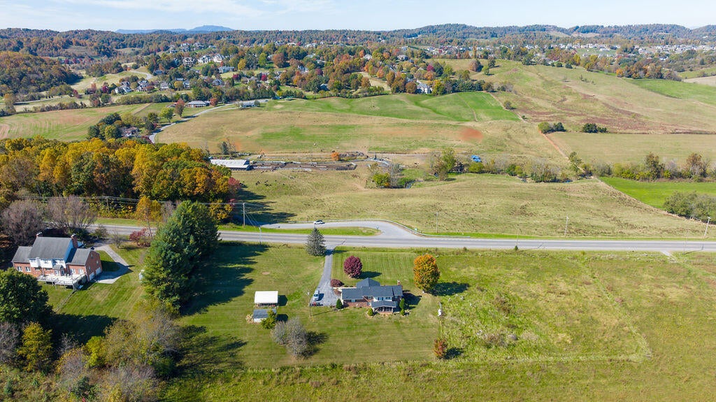 Photo #43: 1836 Boones Creek Road