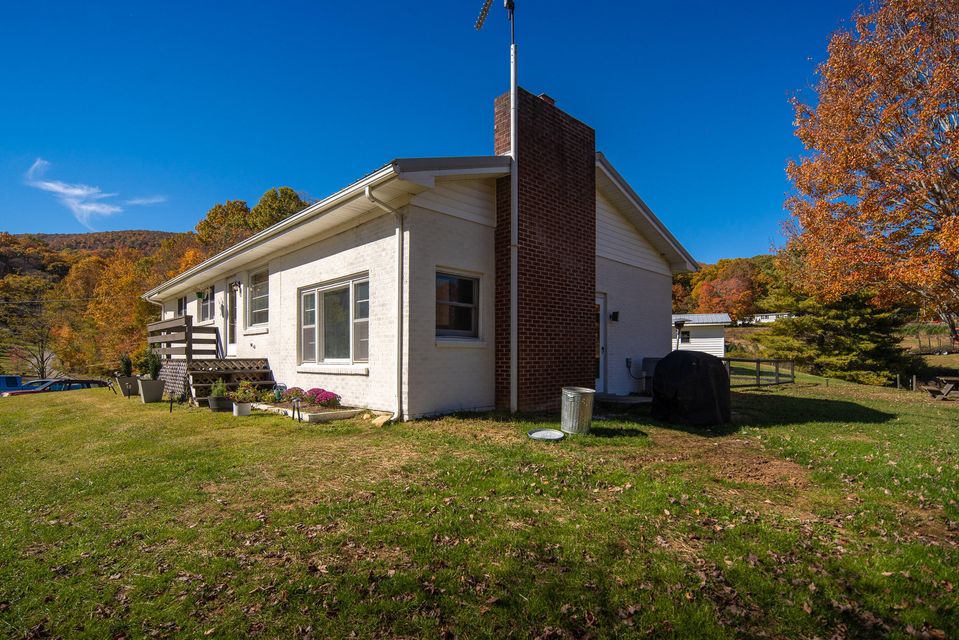 Photo #7: 1234 Bulldog Road