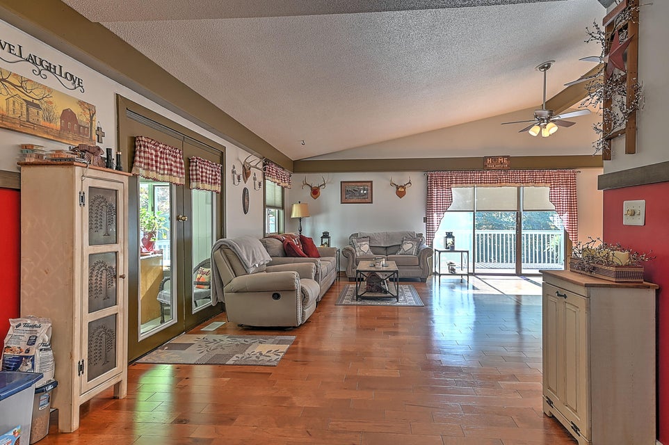 Photo #18: 21419 Plantation Road