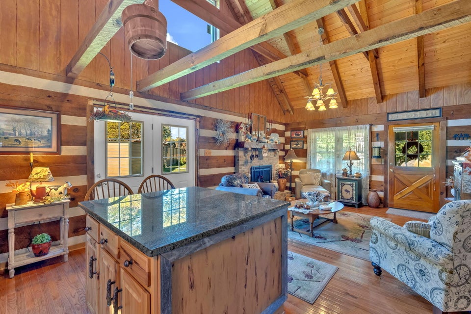 Photo #9: 1040 Oakland Drive