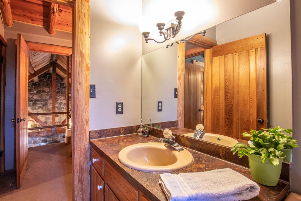 Photo #43: 15490 Porterfield Hwy Highway