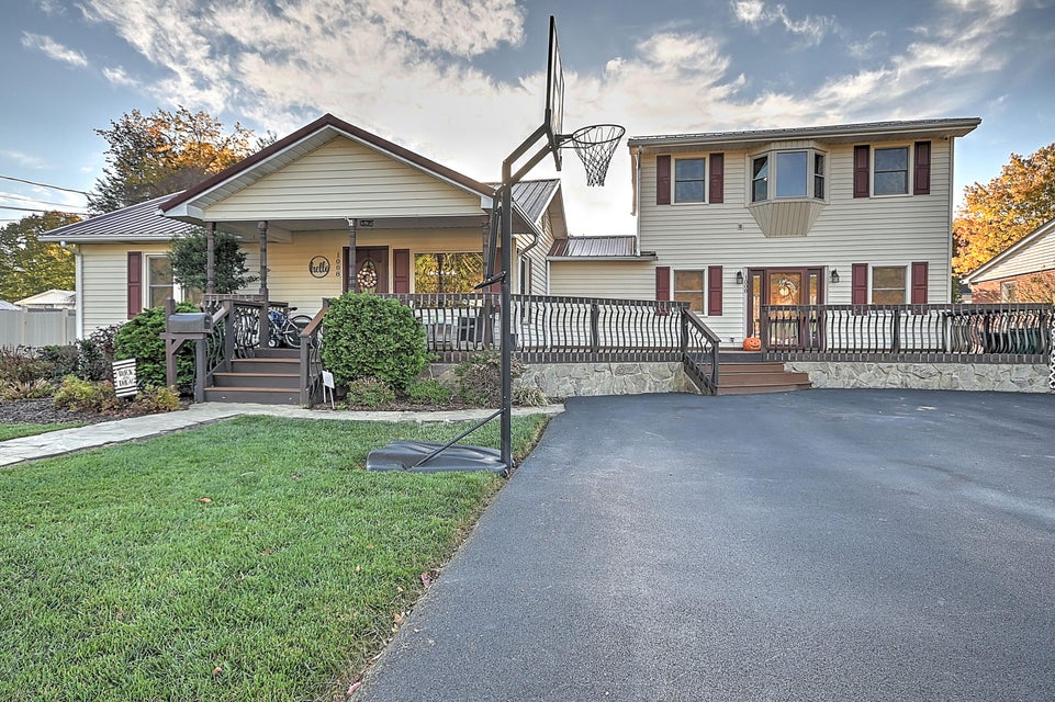 Photo #4: 1008 Prince Avenue